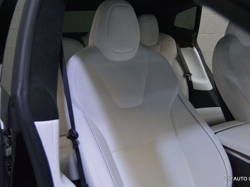 Used 2022 Tesla Model S Plaid AWD/4WD image 12