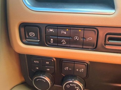 Used 2021 Chevrolet Tahoe Premier image 28