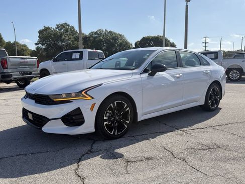 Certified 2024 Kia K5 GT-Line w/ GT-Line Premium Package FWD image 9