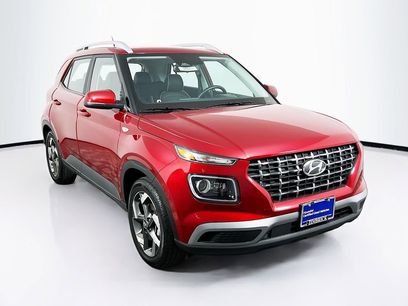 Certified 2023 Hyundai Venue Limited w/ Cargo Package