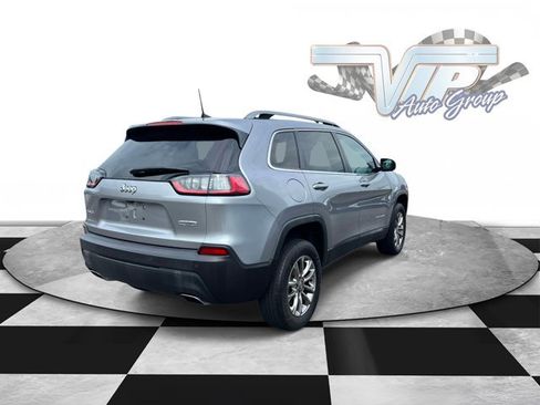 Used 2019 Jeep Cherokee Latitude Plus w/ Comfort/Convenience Group AWD/4WD image 4