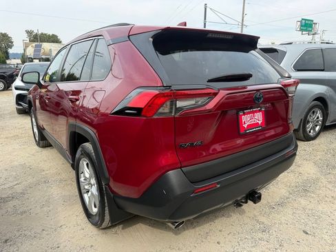 Certified 2021 Toyota RAV4 XLE AWD/4WD image 5