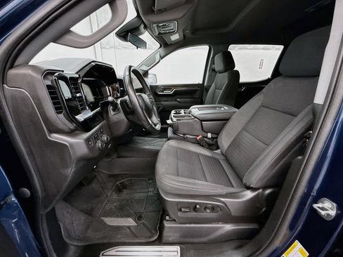 Used 2023 Chevrolet Silverado 1500 LT AWD/4WD image 13