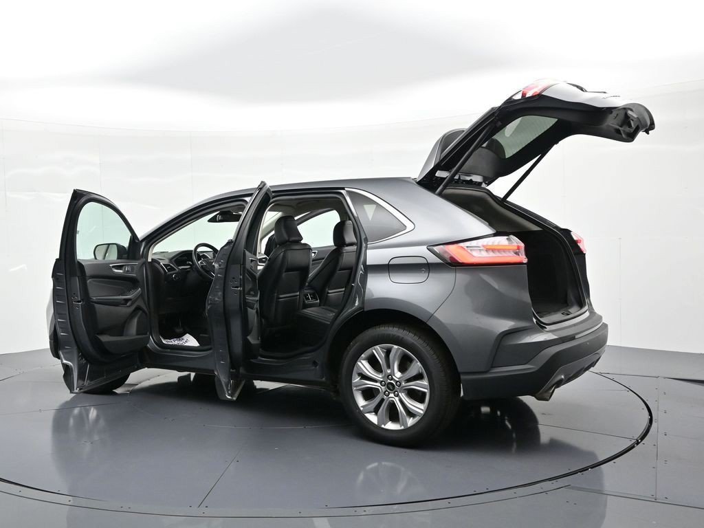 Used 2024 Ford Edge Titanium AWD/4WD image 32