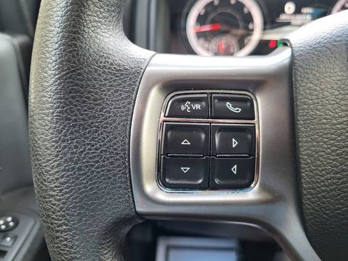 Used 2024 RAM 1500 Classic SLT AWD/4WD image 20