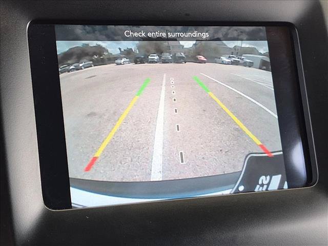 Used 2019 Jeep Cherokee Latitude w/ Popular Appearance Group FWD image 10