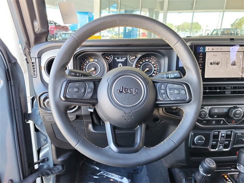 Used 2024 Jeep Wrangler Sport S image 29