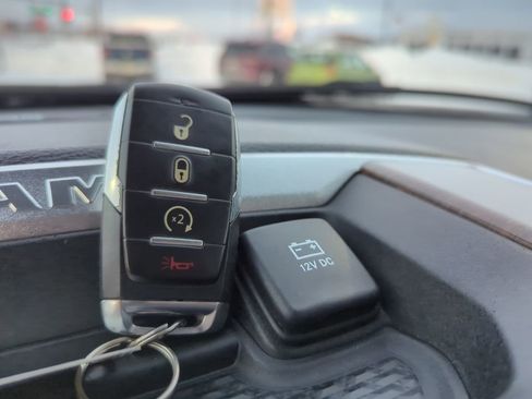 Used 2022 RAM 1500 Laramie image 29