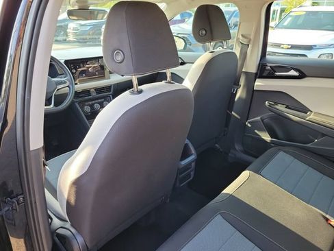 Certified 2025 Volkswagen Taos S FWD image 9