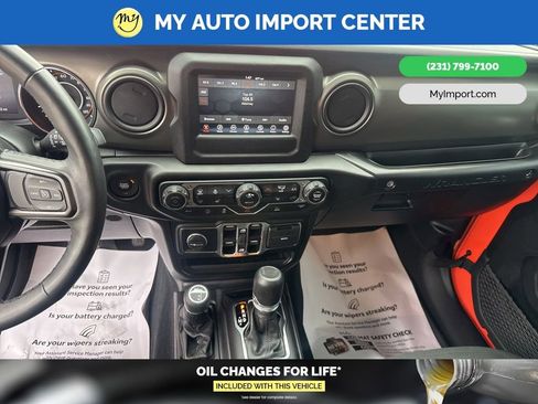 Used 2023 Jeep Wrangler Unlimited Sport AWD/4WD image 21