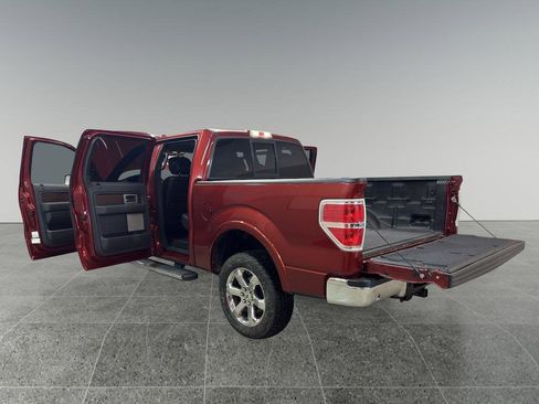 Used 2014 Ford F150 Lariat w/ Lariat Chrome Package image 11