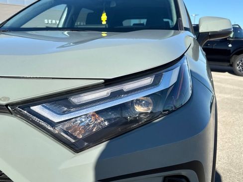 Used 2023 Toyota RAV4 XLE w/ Convenience Package image 12