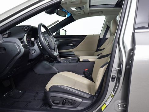 Used 2021 Lexus ES 350 w/ Premium Package image 10