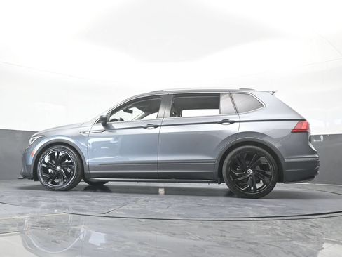 Used 2023 Volkswagen Tiguan SE FWD image 56