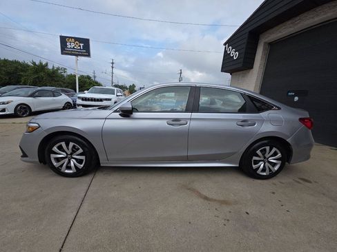 Used 2023 Honda Civic LX image 4