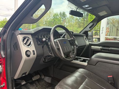 Used 2014 Ford F350 Lariat w/ Lariat Interior Package AWD/4WD image 27