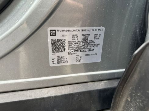 Used 2025 Chevrolet Equinox LT image 28