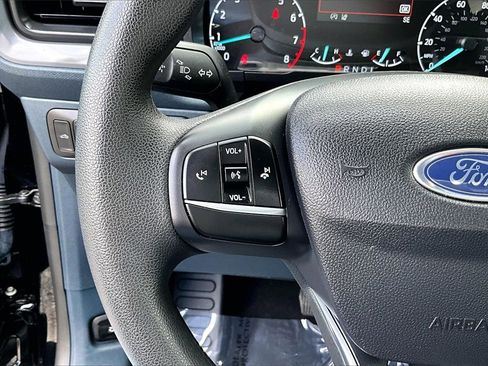 Used 2022 Ford Maverick XL image 11