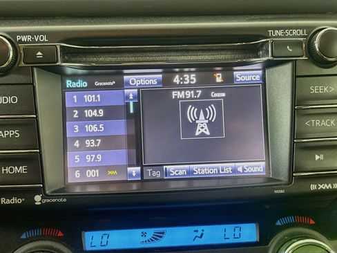 Used 2016 Toyota RAV4 XLE FWD image 19