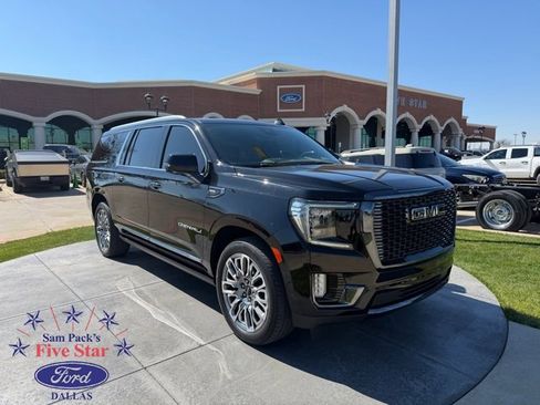 Used 2023 GMC Yukon XL Denali Ultimate image 1