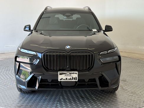 Used 2026 BMW X7 xDrive40i w/ M Sport Package AWD/4WD image 6