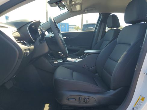 Used 2024 Chevrolet Malibu LT image 13