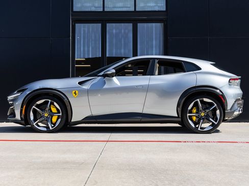 Used 2025 Ferrari Purosangue AWD/4WD image 9