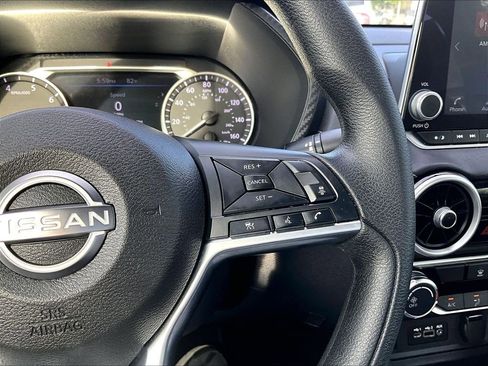 Used 2024 Nissan Sentra SV FWD image 23