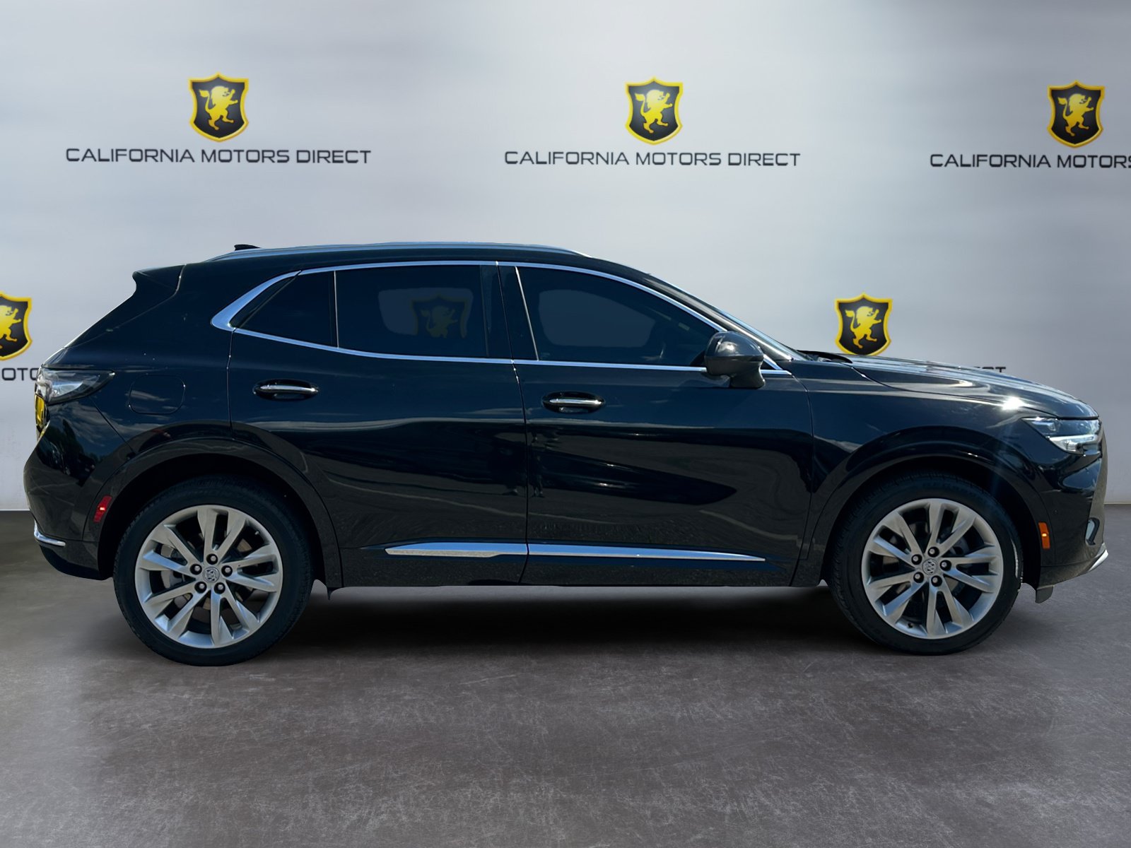 Used 2022 Buick Envision Avenir w/ Technology Package II FWD image 6