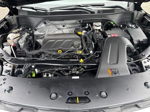 Used 2025 Chevrolet Trax LS image 27