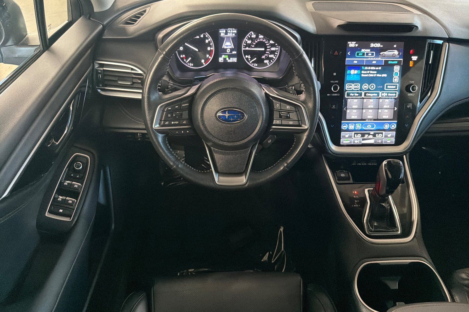 Used 2024 Subaru Outback Limited AWD/4WD image 15