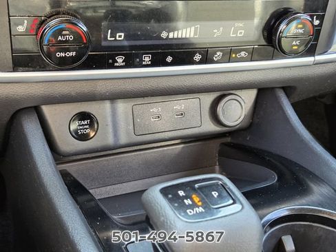 Used 2025 Nissan Rogue SV AWD/4WD image 19