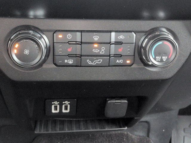 Used 2019 Ford F150 XLT w/ Equipment Group 302A Luxury AWD/4WD image 24