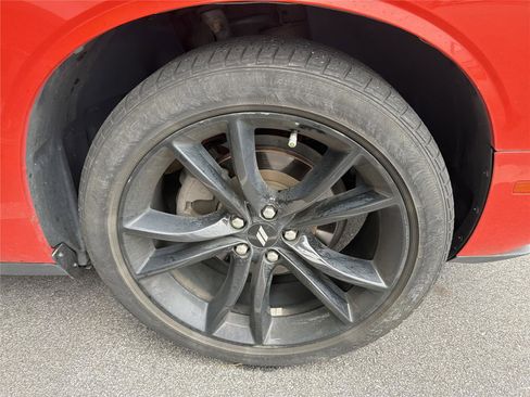 Used 2017 Dodge Challenger SXT w/ Blacktop Package RWD image 8