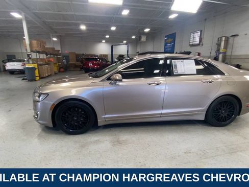 Used 2019 Lincoln MKZ Premiere AWD/4WD image 6