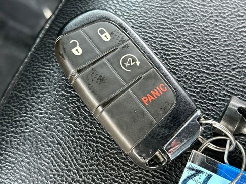 Used 2023 Jeep Compass Limited w/ Elite Group image 33