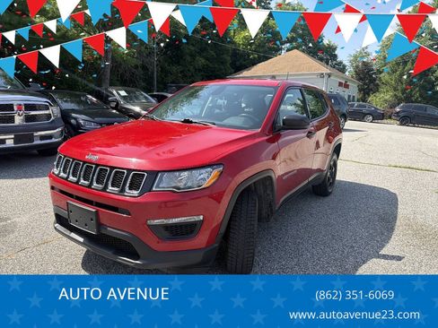 Used 2018 Jeep Compass Sport w/ Cold Weather Group AWD/4WD image 1