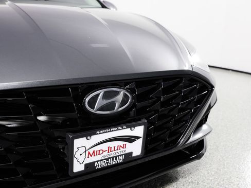 Used 2021 Hyundai Sonata SEL w/ Preferred Accessory Package image 4