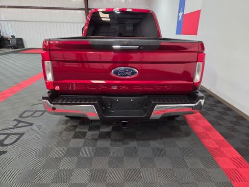 Used 2019 Ford F250 XLT w/ XLT Premium Package image 13