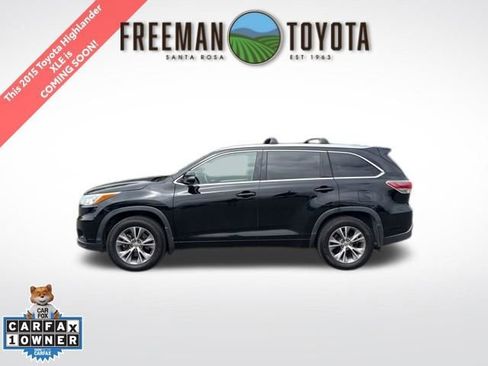 Used 2015 Toyota Highlander XLE AWD/4WD image 1