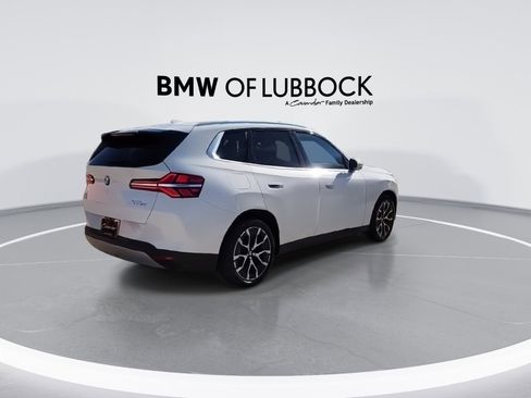 Used 2025 BMW X3 xDrive30i image 9