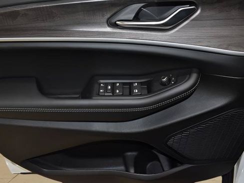 New 2026 Jeep Grand Cherokee Altitude AWD/4WD image 24