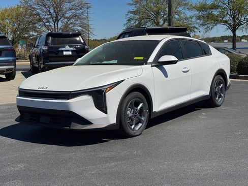 New 2026 Kia K4 LXS image 6