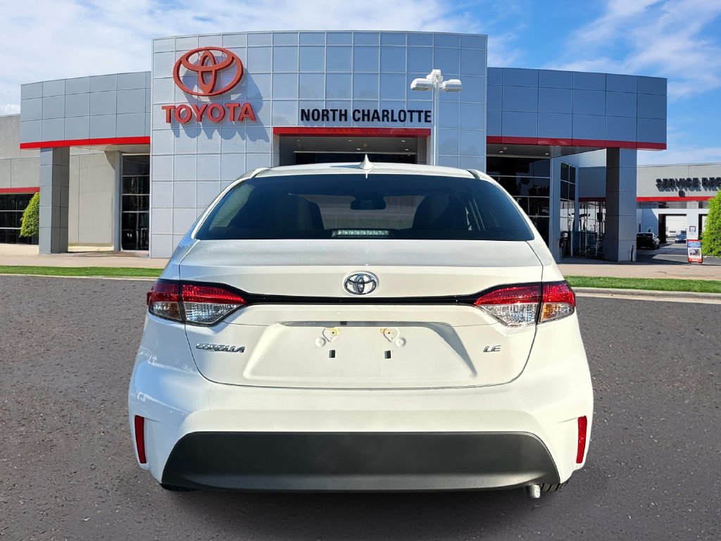 Used 2026 Toyota Corolla LE w/ LE Premium Package FWD image 7