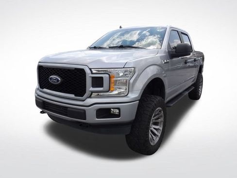 Used 2020 Ford F150 XL w/ Equipment Group 101A Mid AWD/4WD image 3