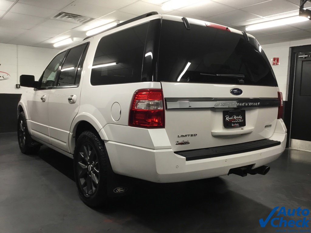 Used 2017 Ford Expedition Limited w/ Equipment Group 301A AWD/4WD image 8