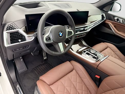 New 2026 BMW X5 xDrive40i w/ M Sport Package AWD/4WD image 9