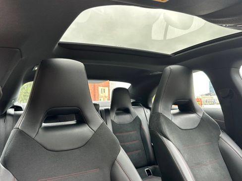 Used 2022 Mercedes-Benz CLA 35 AMG 4MATIC image 19