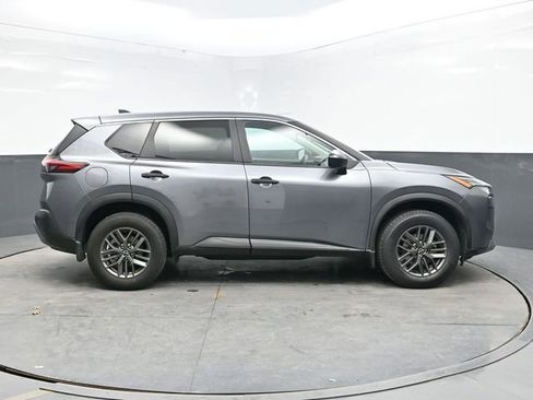 Used 2023 Nissan Rogue S AWD/4WD image 8