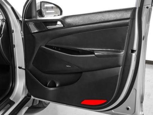 Used 2019 Hyundai Tucson Limited FWD image 43
